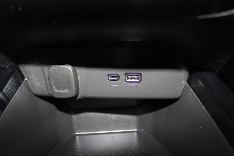 Used 2025 Chevrolet Trax LT image 24