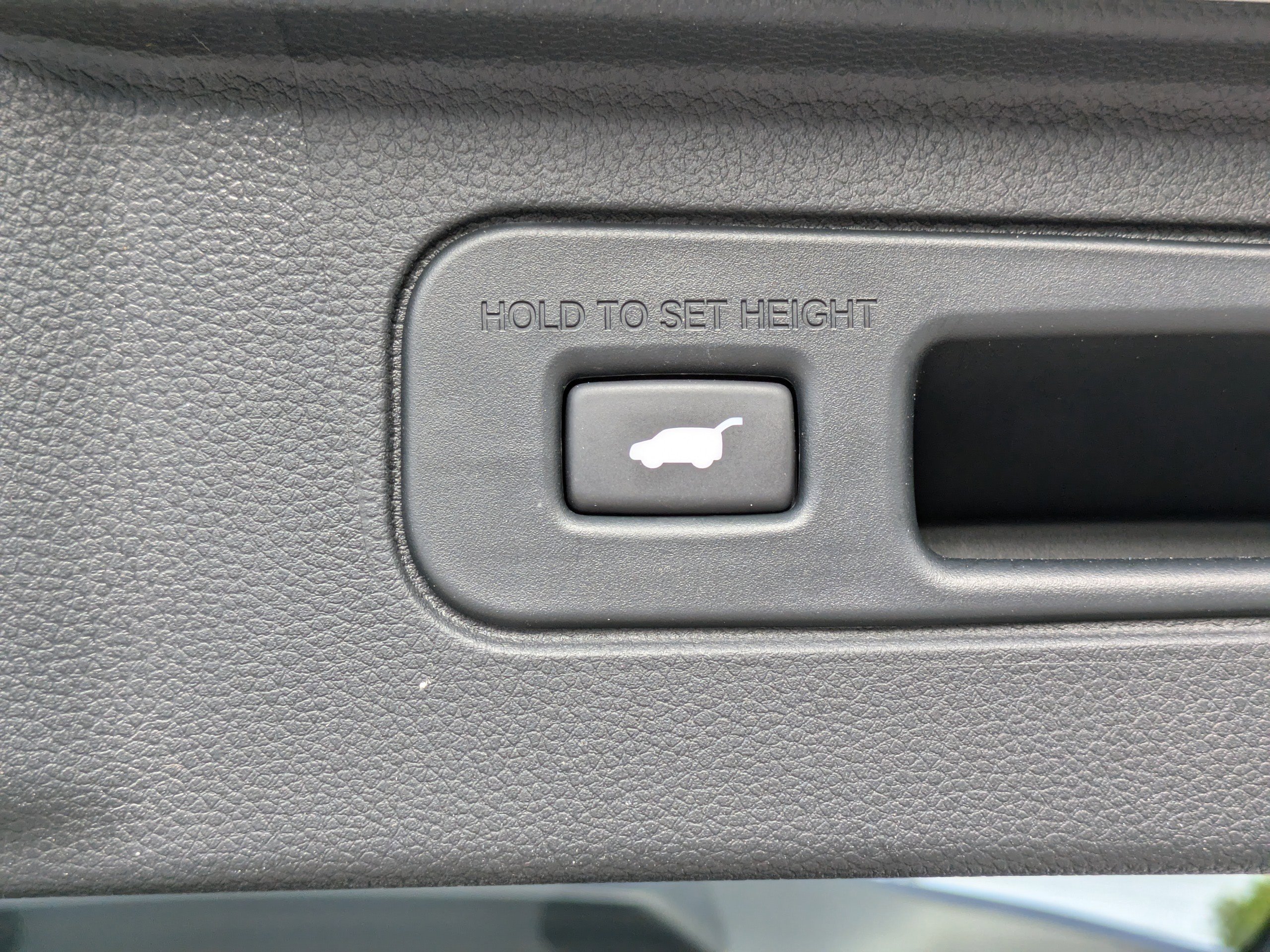 Used 2023 Honda Pilot TrailSport image 13