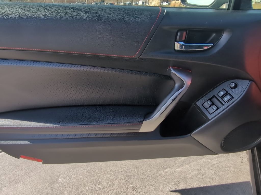 Used 2013 Scion FR-S image 9