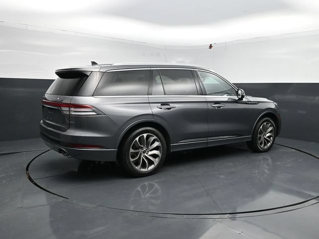 Used 2022 Lincoln Aviator Grand Touring w/ Elements Package Plus AWD/4WD image 9