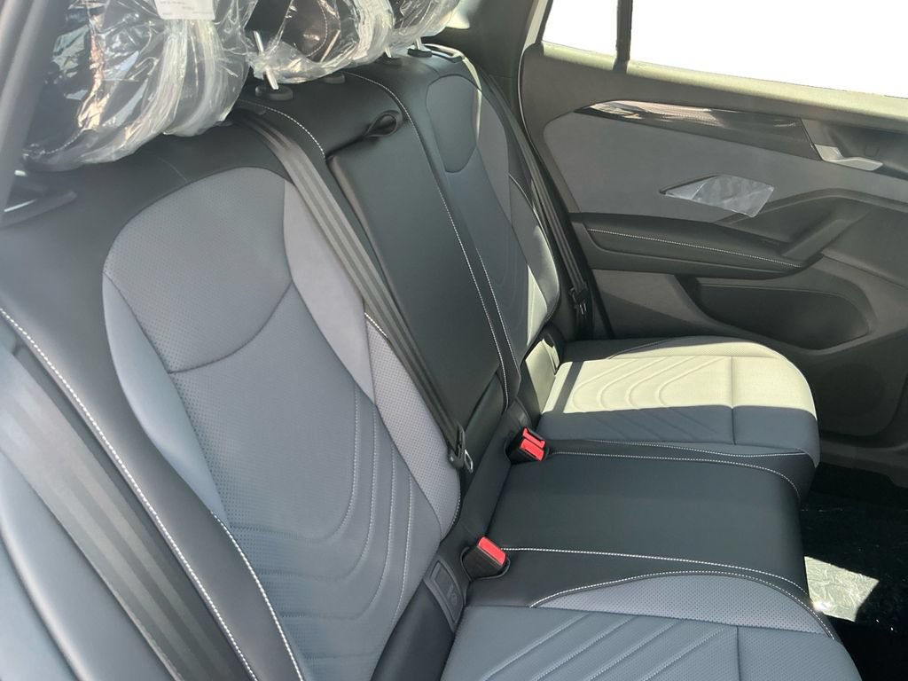 New 2026 Volkswagen Tiguan SE R-Line AWD/4WD image 20
