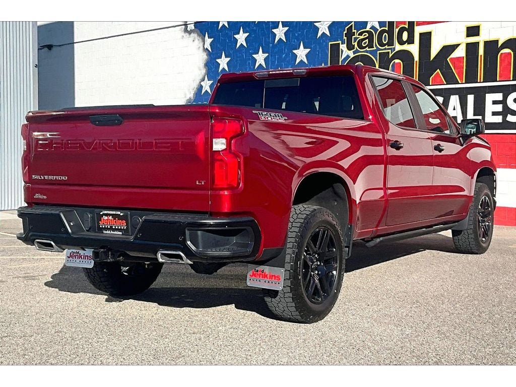 Used 2022 Chevrolet Silverado 1500 LT Trail Boss w/ LT Trail Boss Premium Package AWD/4WD image 2