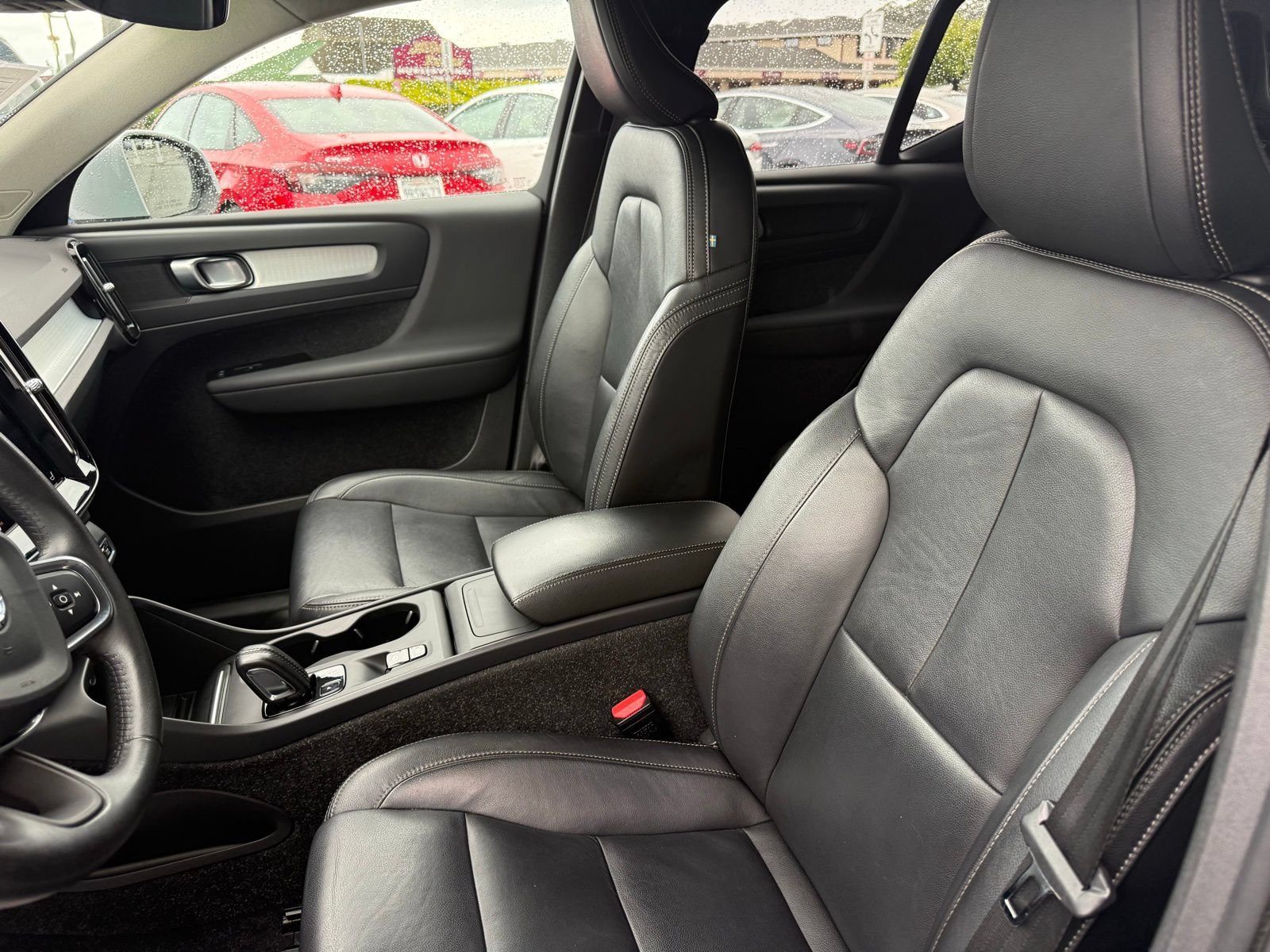 Used 2021 Volvo XC40 T5 Momentum AWD/4WD image 12