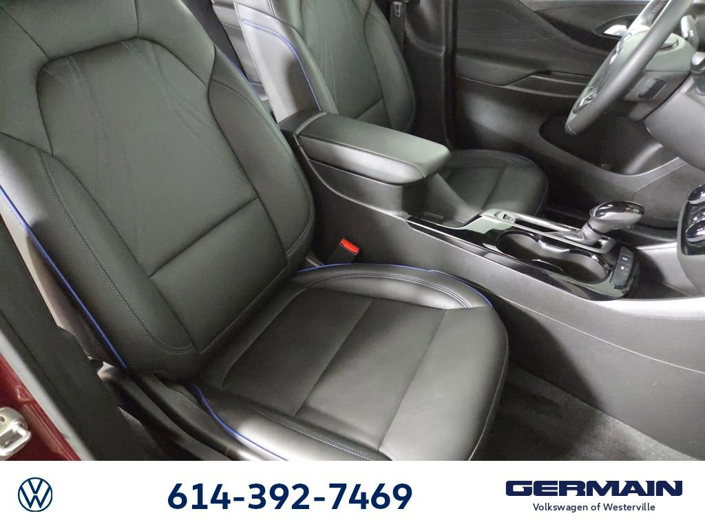 Used 2024 Buick Envista Sport Touring w/ Advanced Safety Package FWD image 25