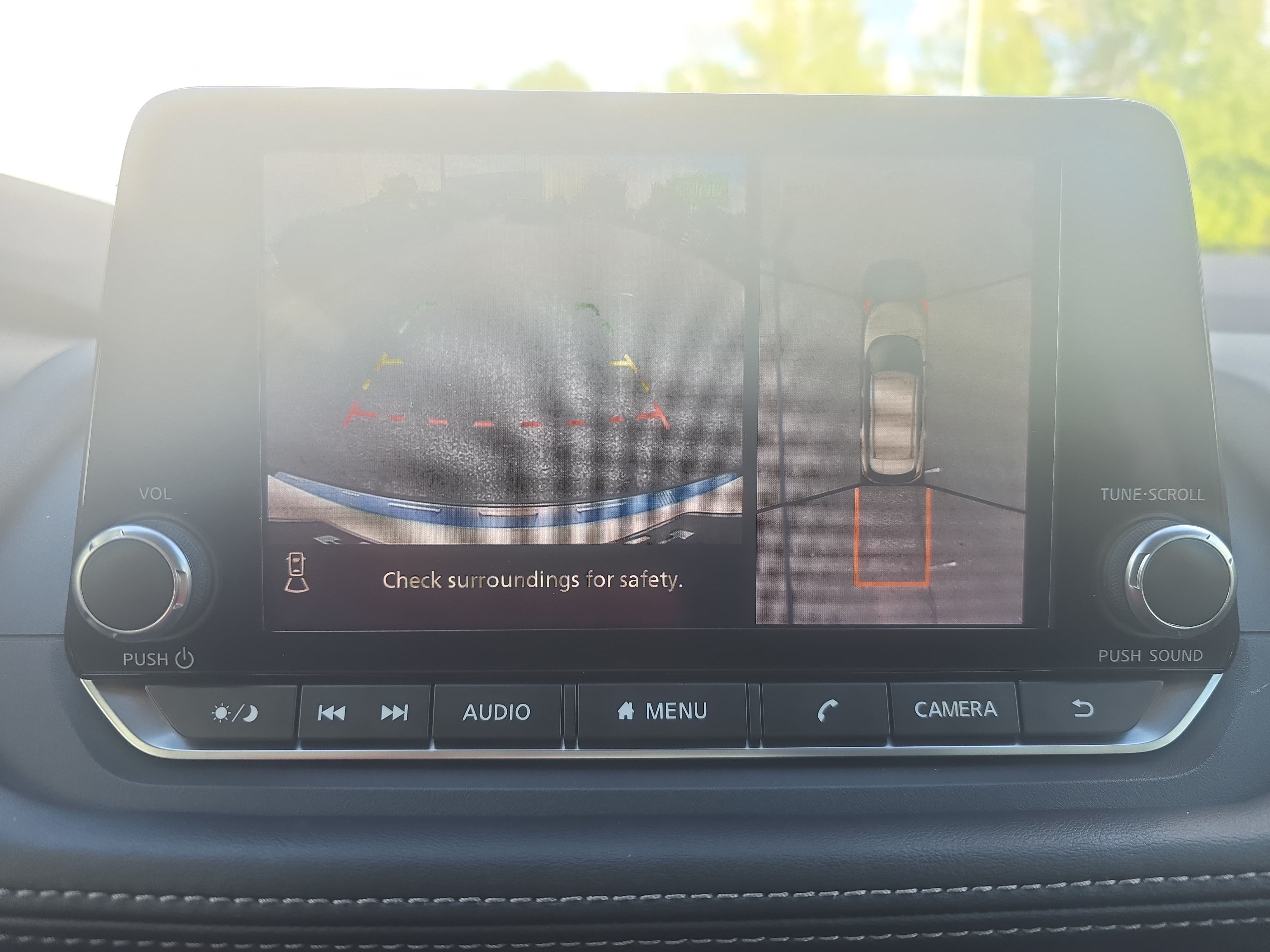 Used 2023 Nissan Rogue SL FWD image 21