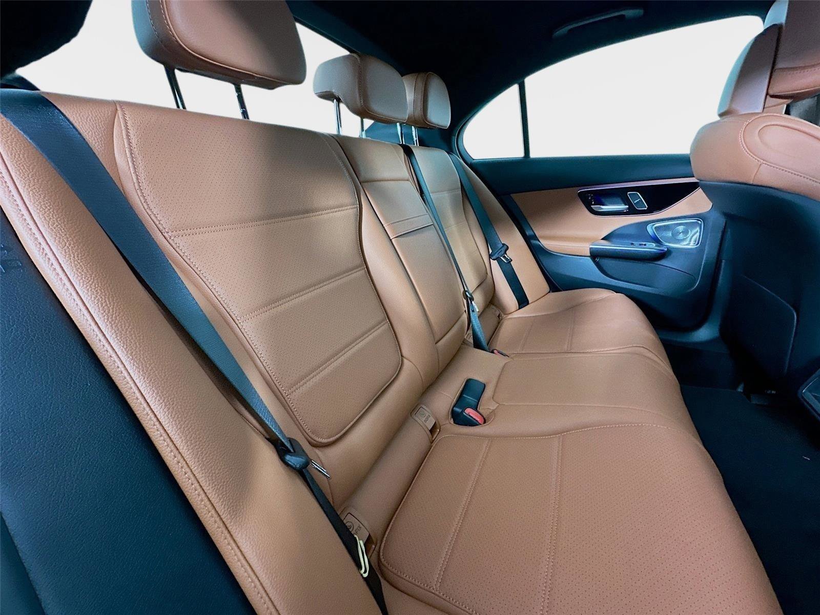 Certified 2025 Mercedes-Benz C 300 4MATIC Sedan image 36