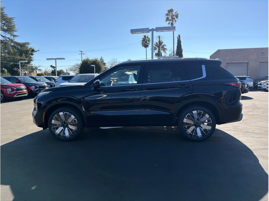 New 2026 Mitsubishi Outlander SEL Black Edition image 8