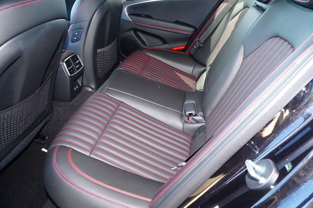 New 2025 Genesis G70 2.5T w/ Sport Prestige Package image 19