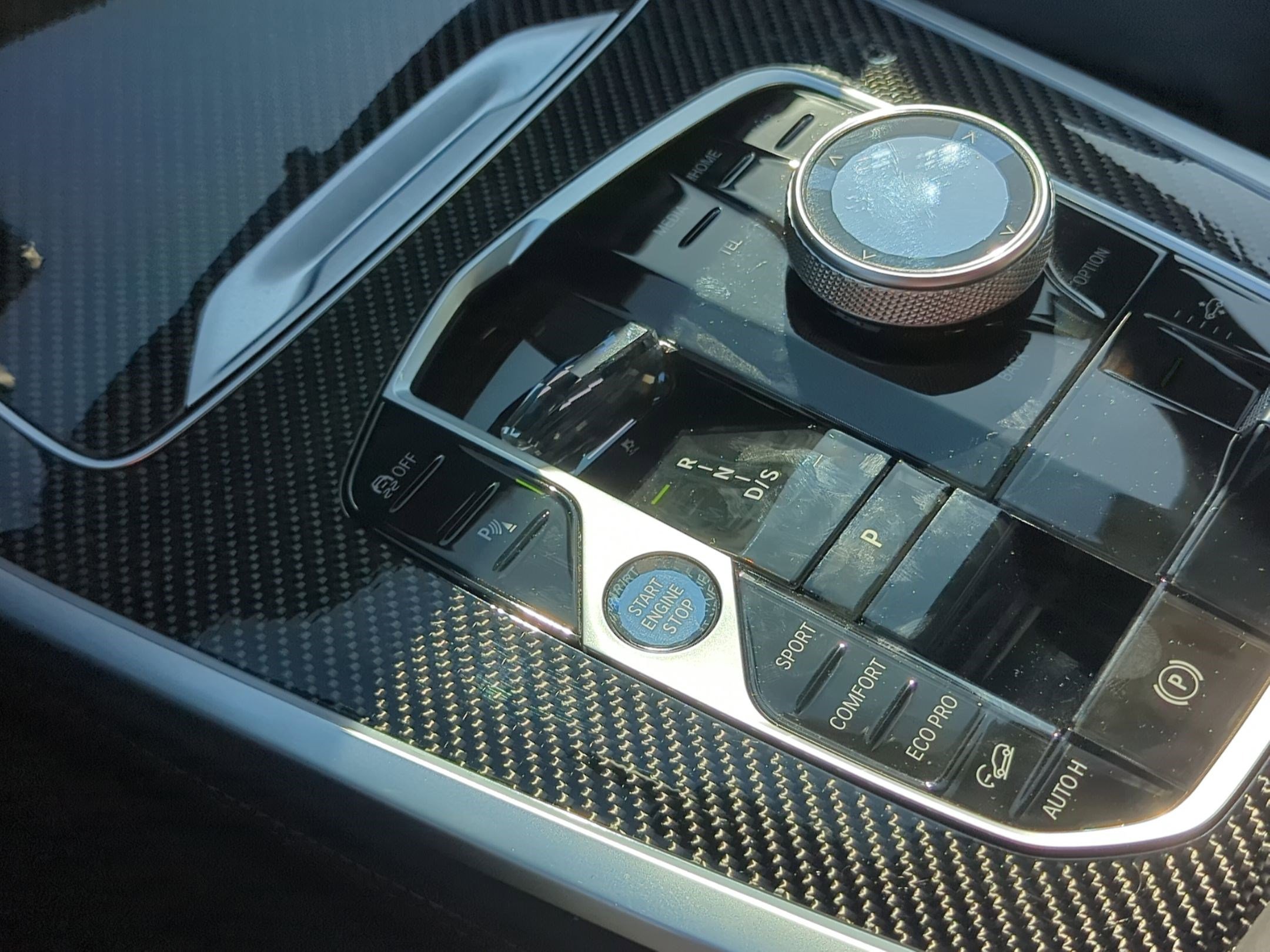 Used 2025 BMW X7 M60i w/ Executive Package image 26