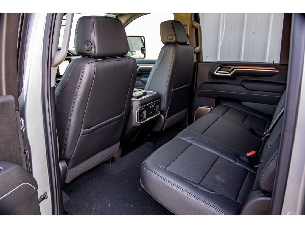 New 2026 GMC Sierra 3500 Denali w/ Denali Reserve Package image 28
