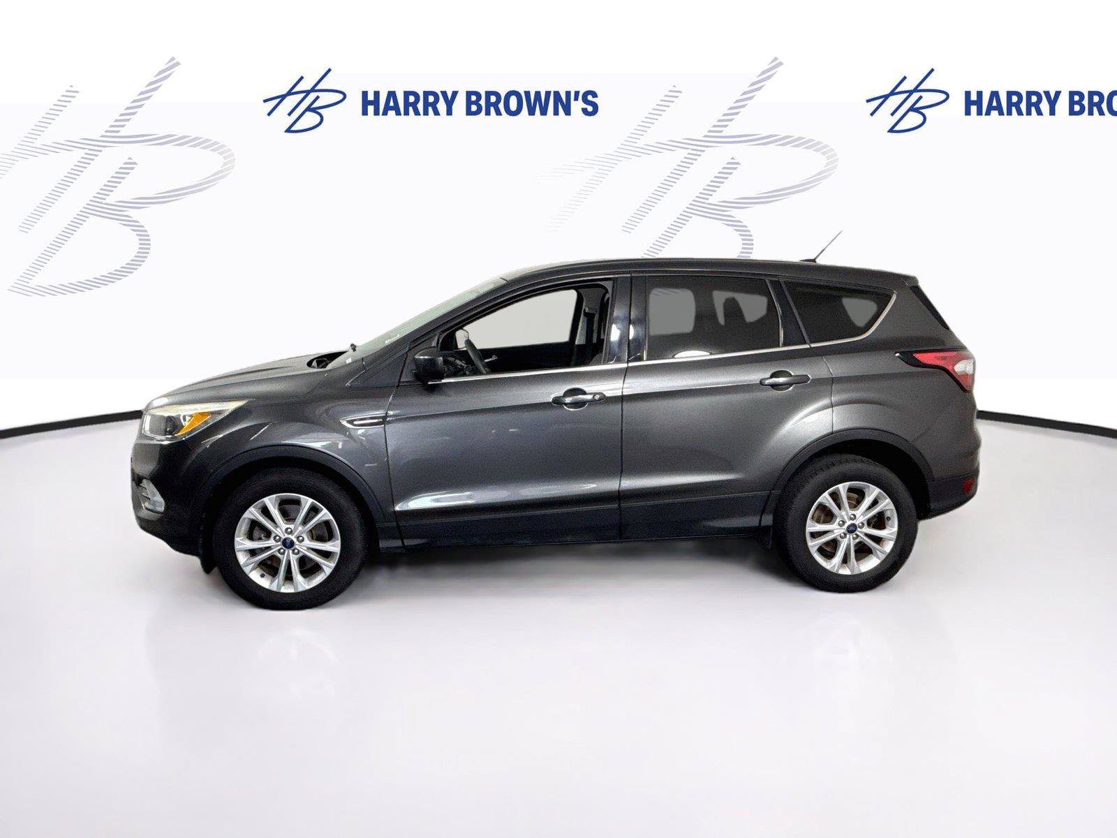 Used 2017 Ford Escape SE w/ SE Cold Weather Package AWD/4WD image 26