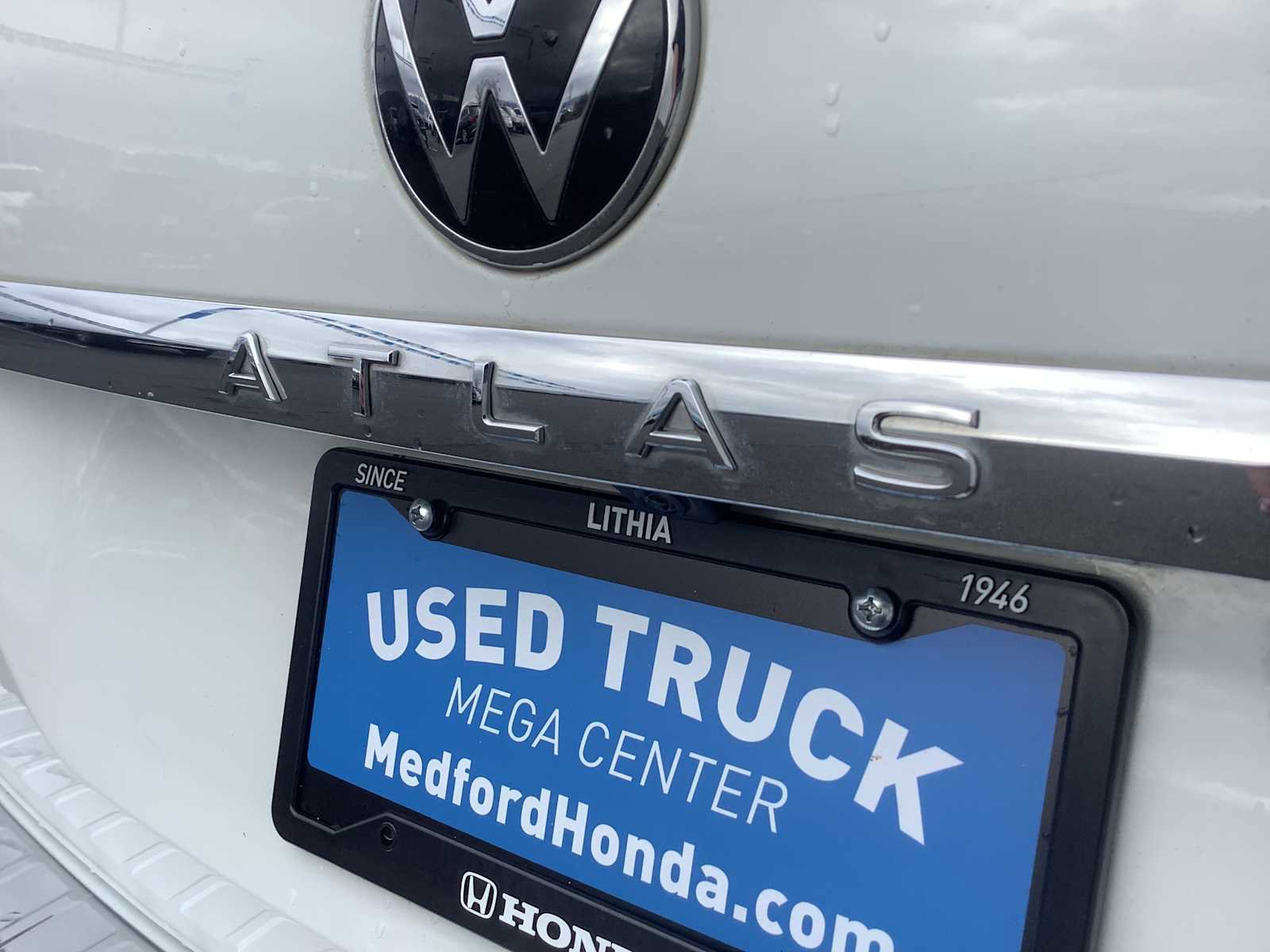 Used 2021 Volkswagen Atlas SEL Premium image 6