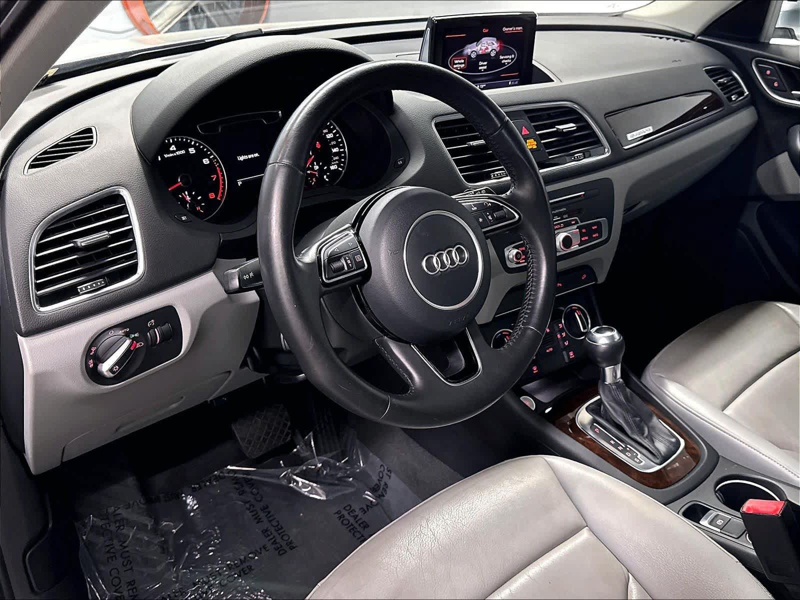Used 2017 Audi Q3 2.0T Premium Plus w/ Premium Plus Package AWD/4WD image 15