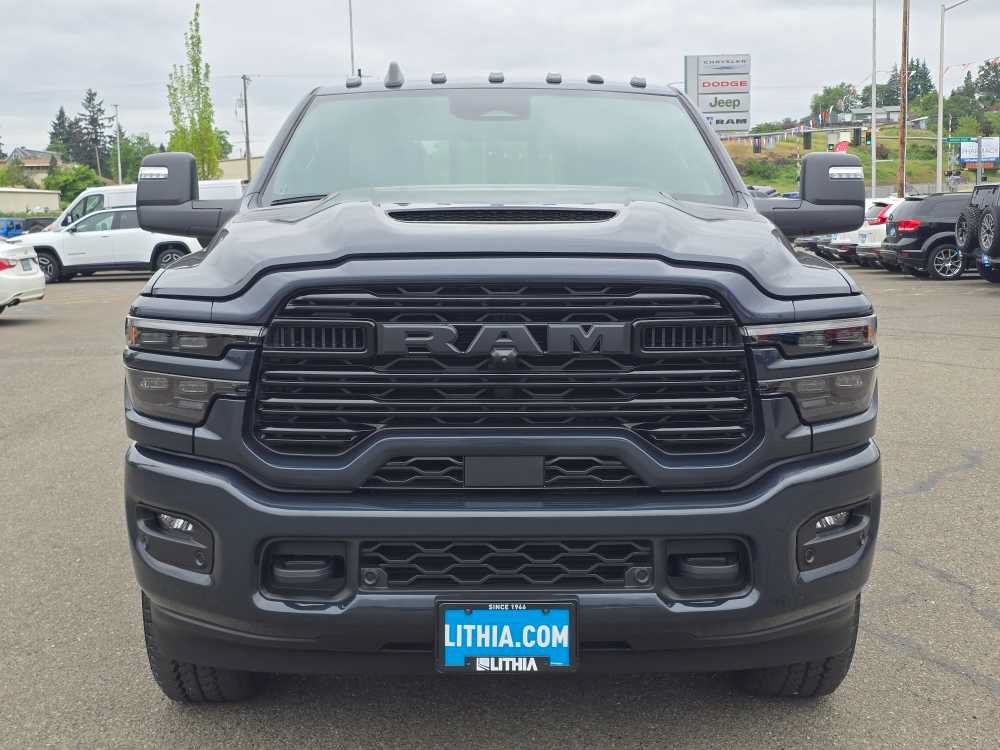 New 2026 RAM 2500 Laramie AWD/4WD image 8