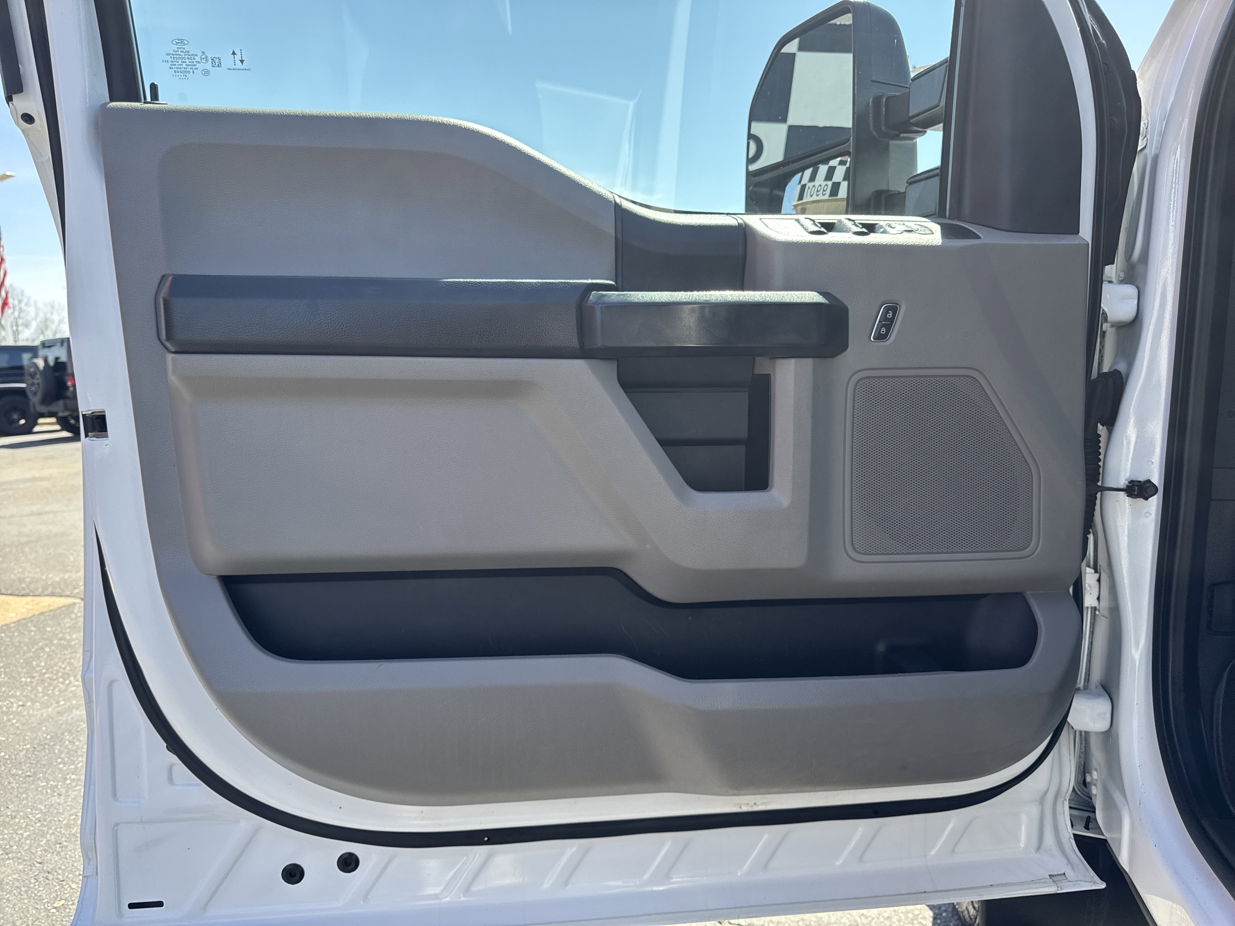 Used 2022 Ford F350 XL w/ STX Appearance Package AWD/4WD image 13