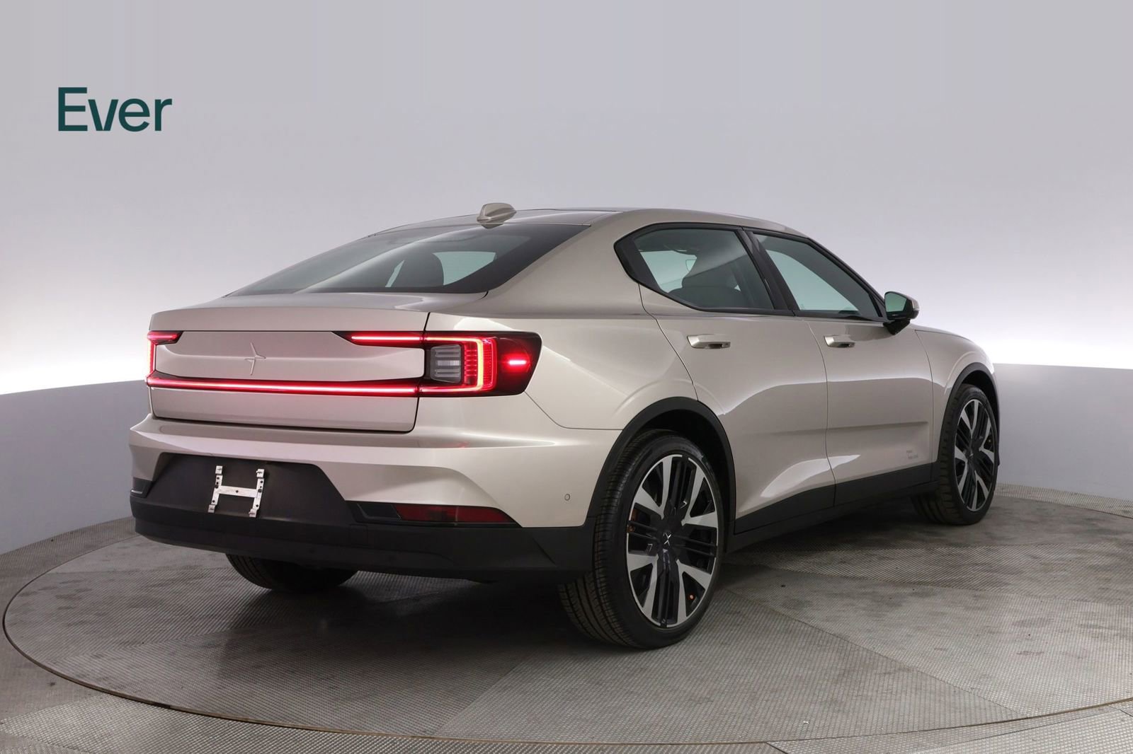 Used 2024 Polestar Polestar 2 Long Range Dual Motor Performa image 3