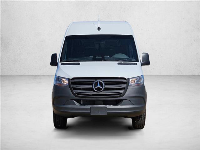 Used 2025 Mercedes-Benz Sprinter 2500 image 6