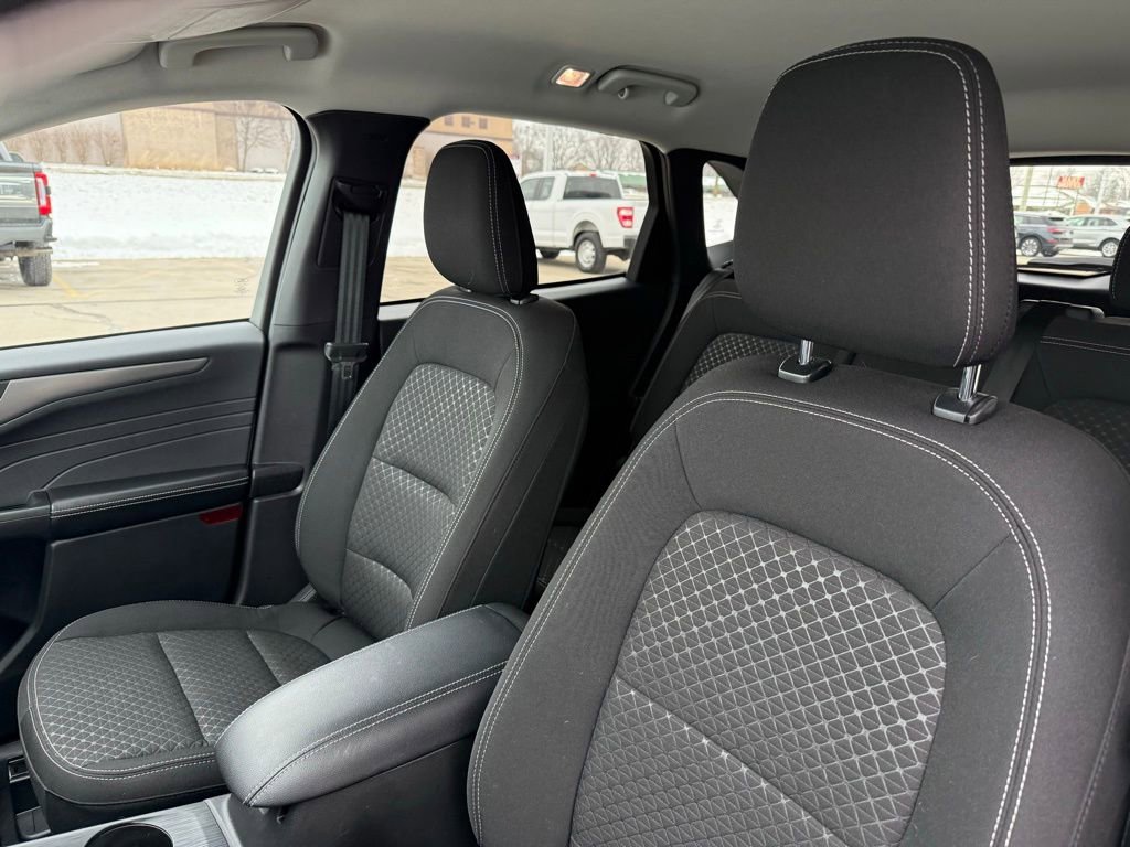 Certified 2023 Ford Escape Active image 3