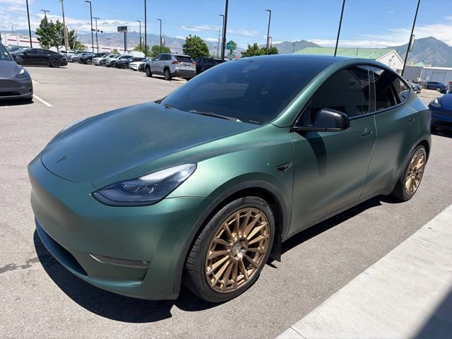 Used 2022 Tesla Model Y Performance AWD/4WD image 3