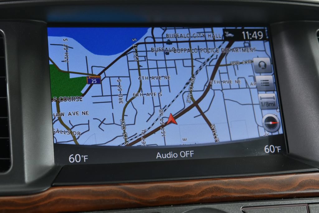 Used 2019 Nissan Pathfinder Platinum AWD/4WD image 30