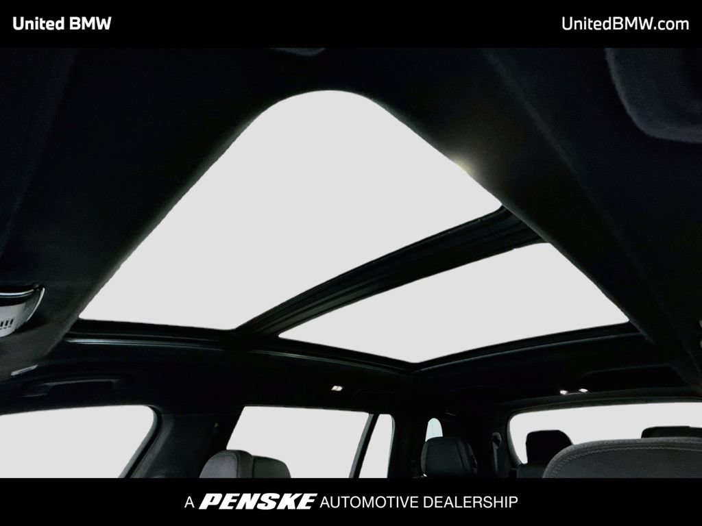 Used 2022 BMW X7 M50i w/ Executive Package AWD/4WD image 12