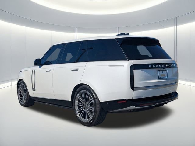 Used 2024 Land Rover Range Rover Autobiography AWD/4WD image 6