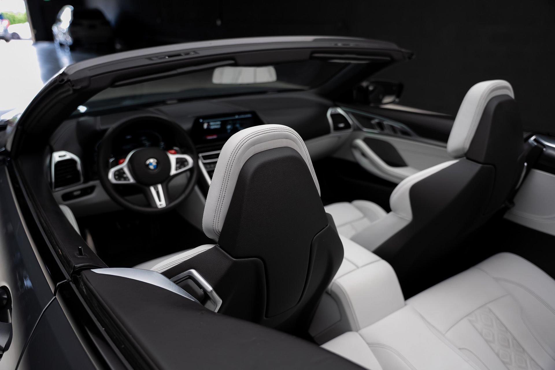 Used 2020 BMW M8 Convertible AWD/4WD image 75