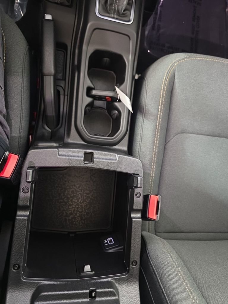 Used 2024 Jeep Wrangler Sport S AWD/4WD image 23