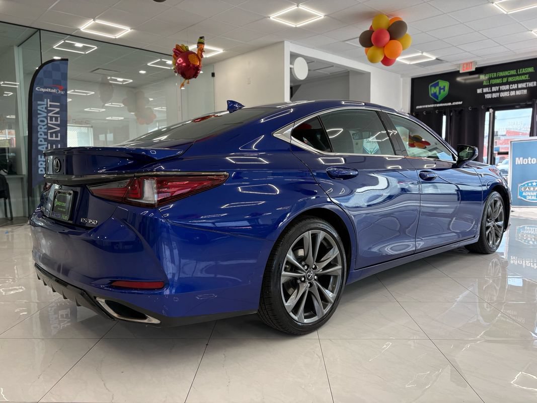 Used 2020 Lexus ES 350 F Sport w/ Accessory Package FWD image 12