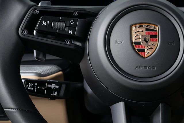 New 2026 Porsche Cayenne S image 10