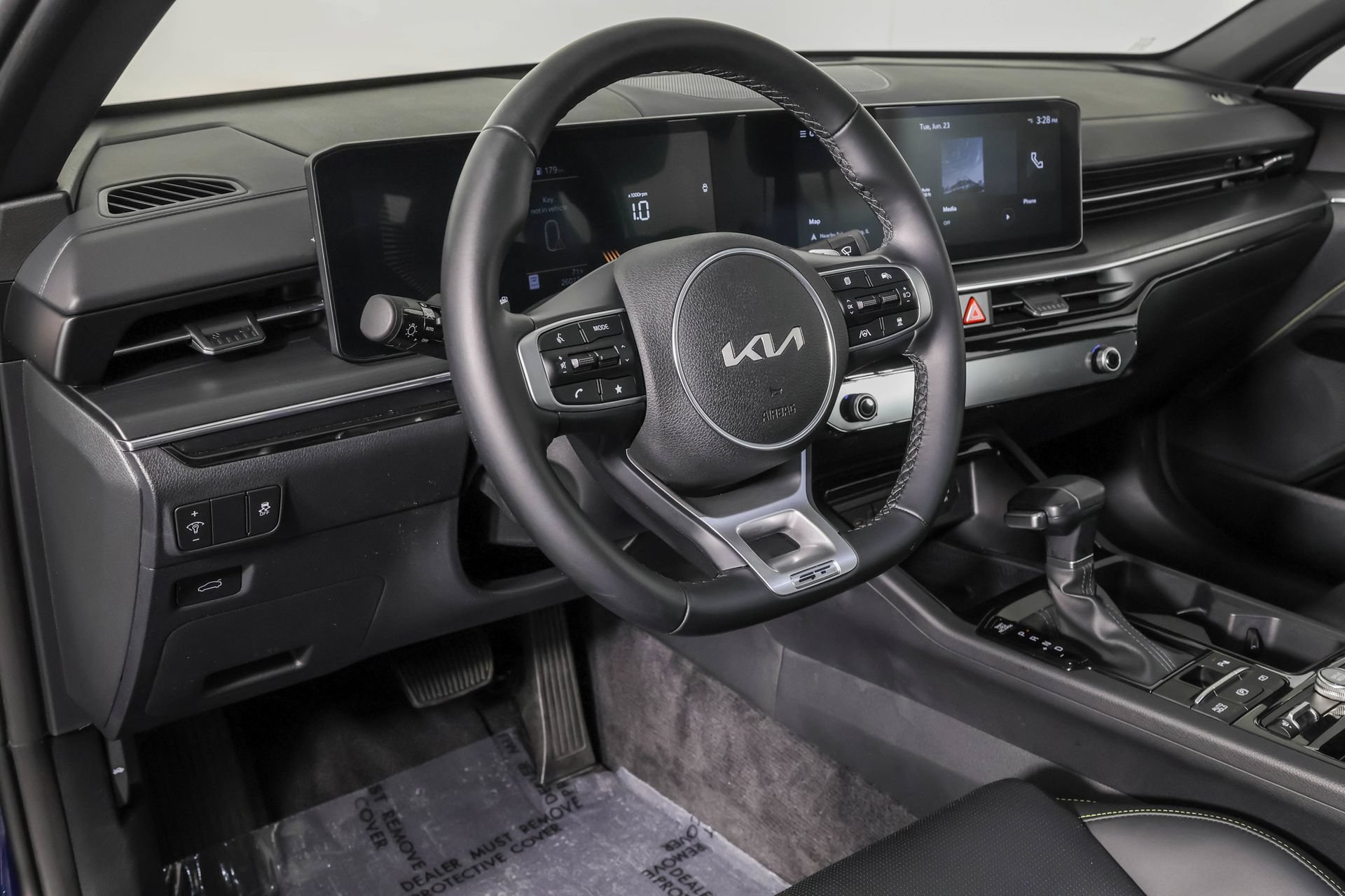 Used 2025 Kia K5 GT FWD image 5