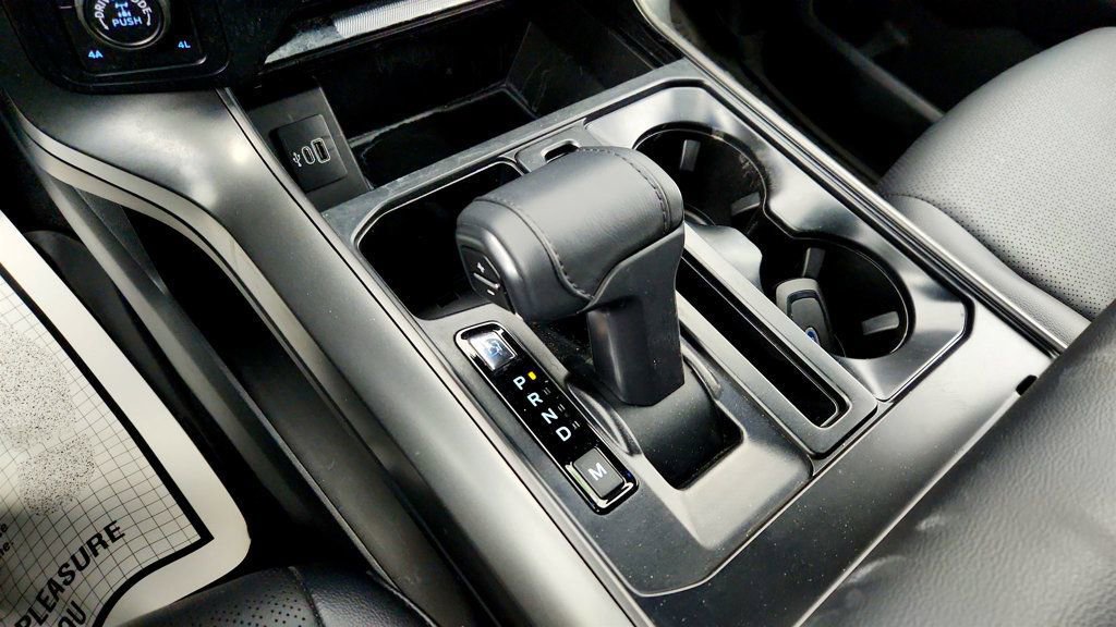 Used 2025 Ford F150 Lariat w/ Equipment Group 501A Mid image 15