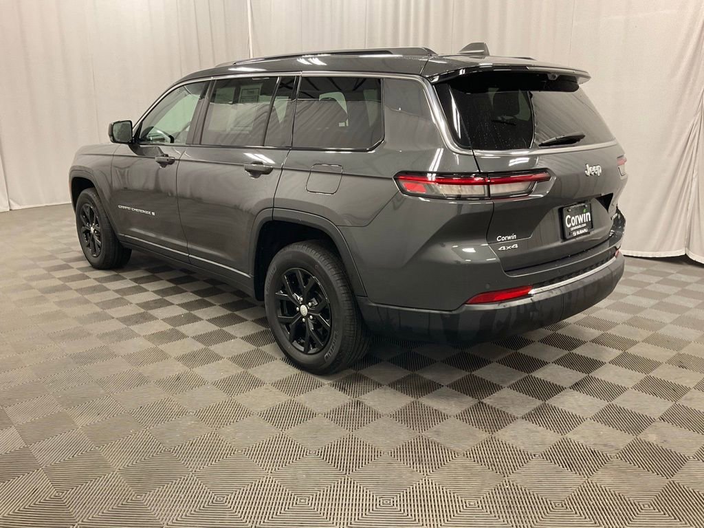 Used 2024 Jeep Grand Cherokee L Limited w/ Luxury Tech Group II image 5