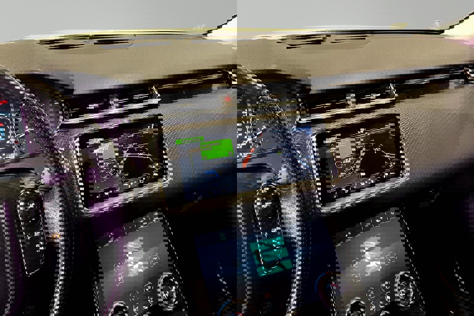 Used 2019 Land Rover Range Rover Velar S image 9