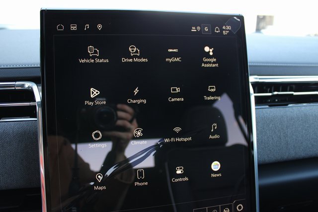 New 2026 GMC Sierra EV Elevation image 25