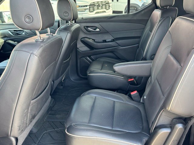 Used 2023 Chevrolet Traverse Premier w/ Redline Edition AWD/4WD image 16