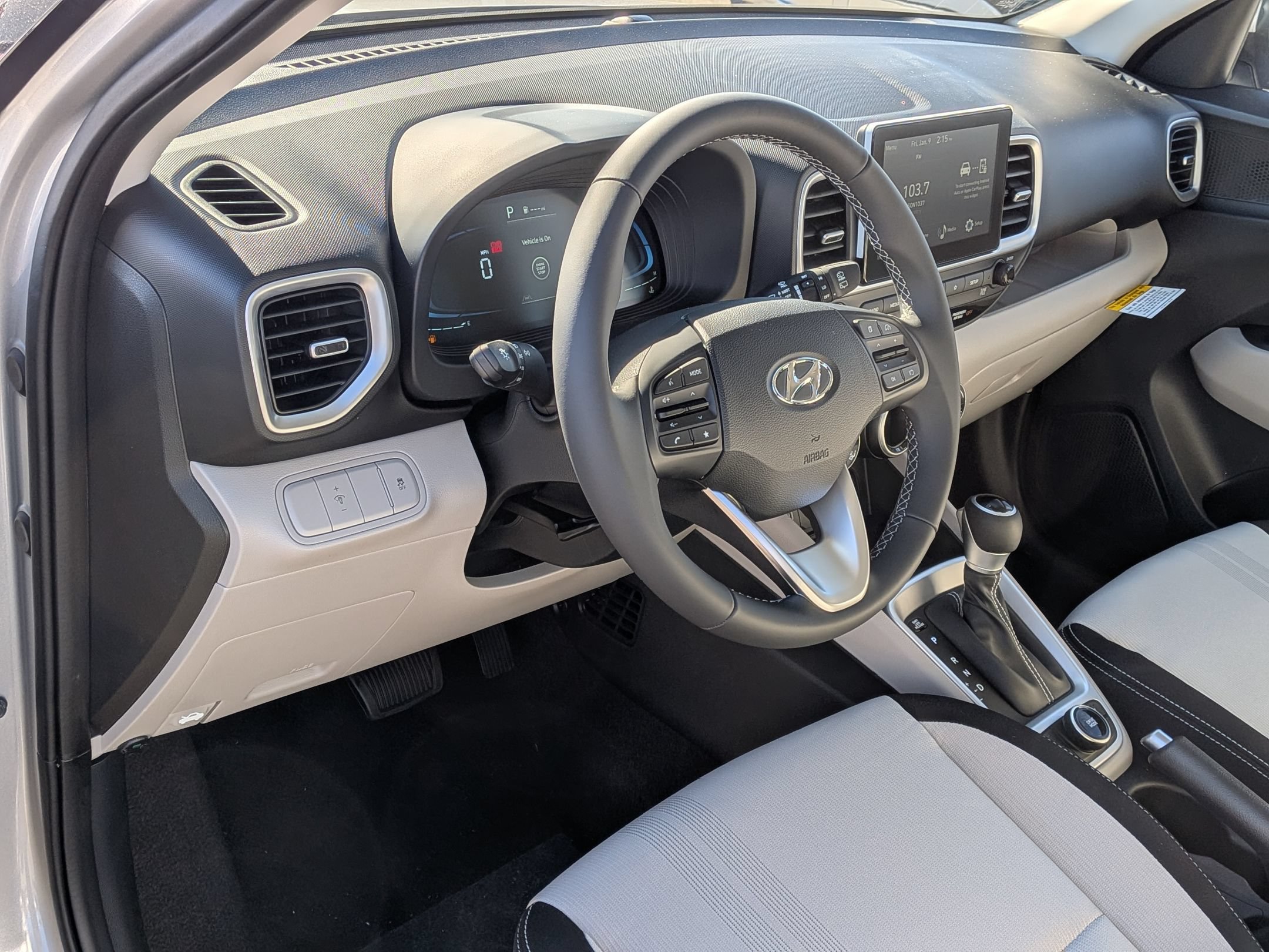 New 2026 Hyundai Venue SEL FWD image 8