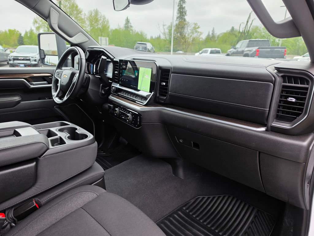 Used 2025 Chevrolet Silverado 2500 LT w/ Convenience Package AWD/4WD image 30