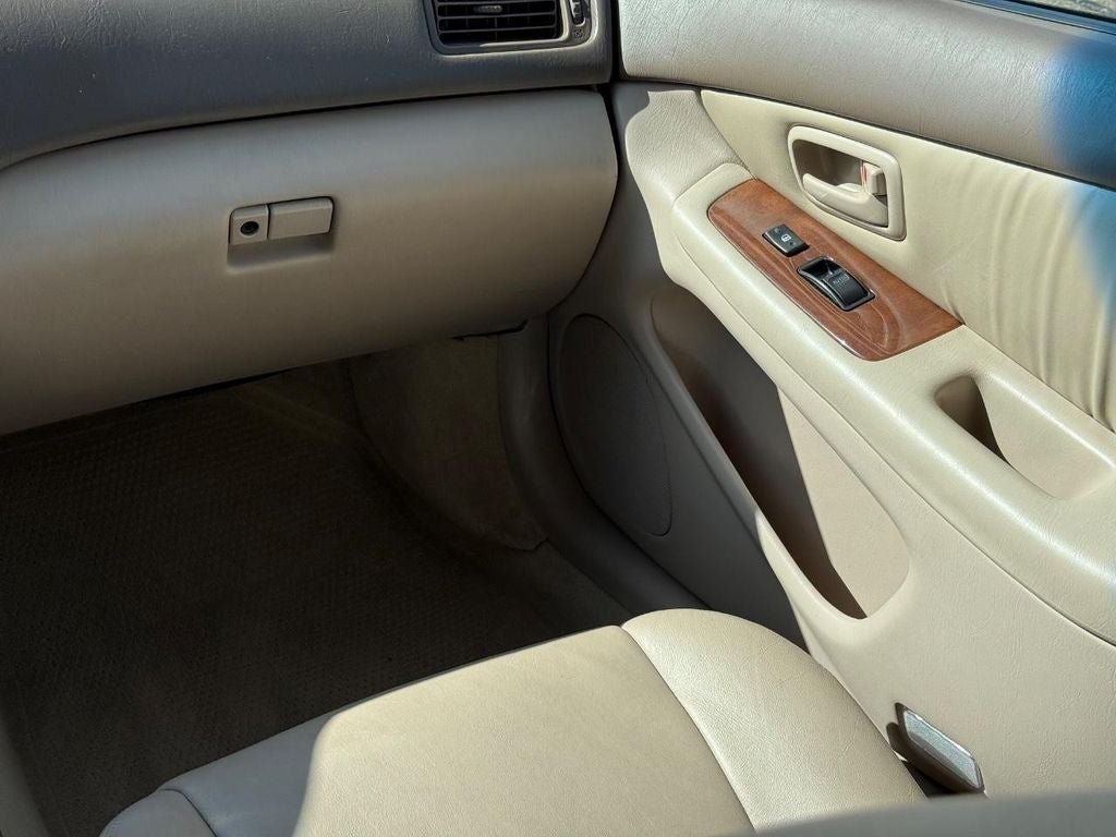 Used 2001 Lexus ES 330 FWD image 14