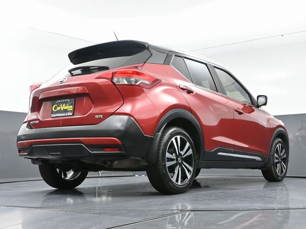 Used 2019 Nissan Kicks SR image 50