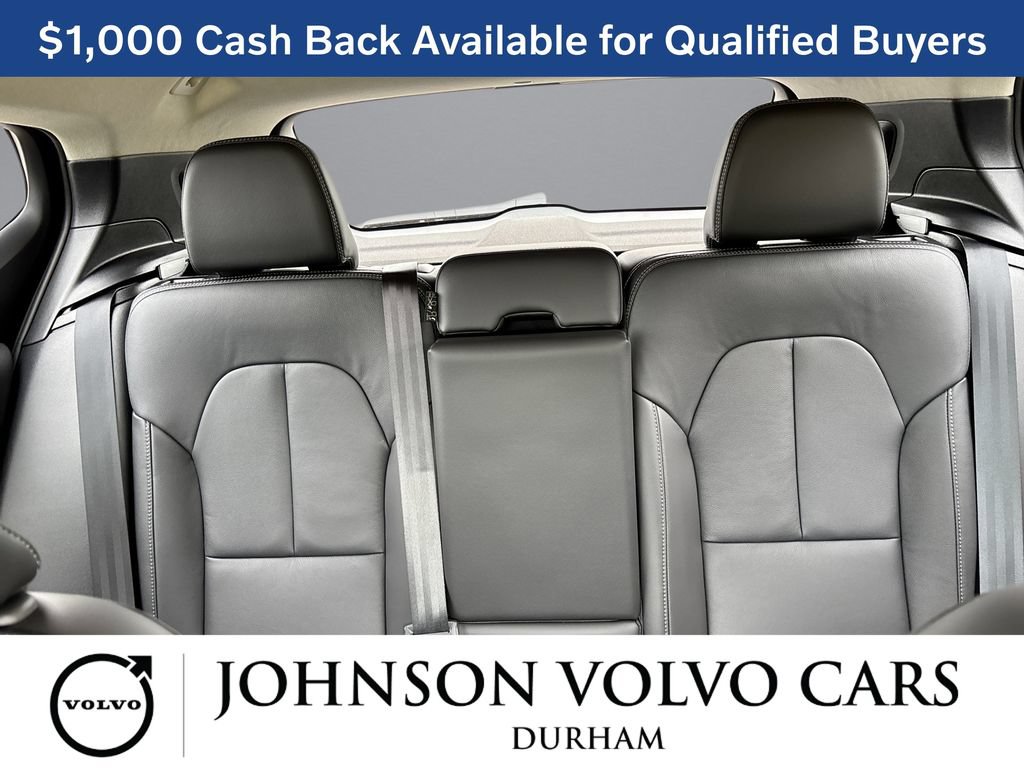 New 2026 Volvo XC40 B5 Core w/ Climate Package AWD/4WD image 24