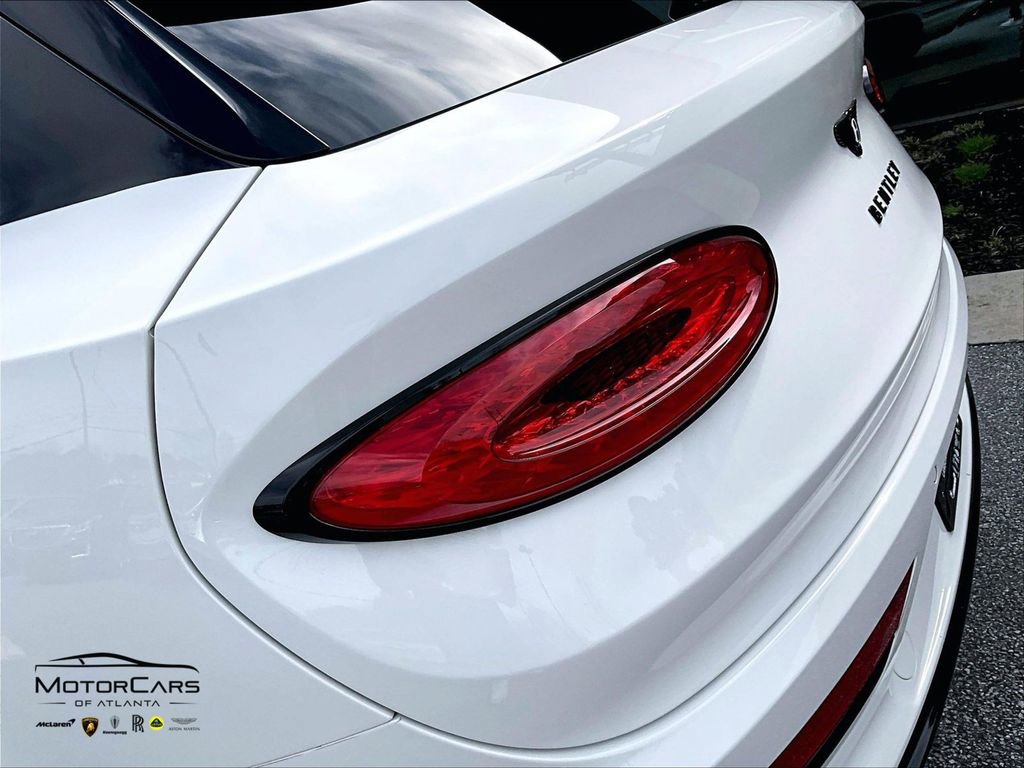 Used 2023 Bentley Bentayga Extended Wheelbase image 26