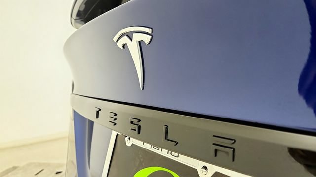 Used 2022 Tesla Model X Plaid AWD/4WD image 30