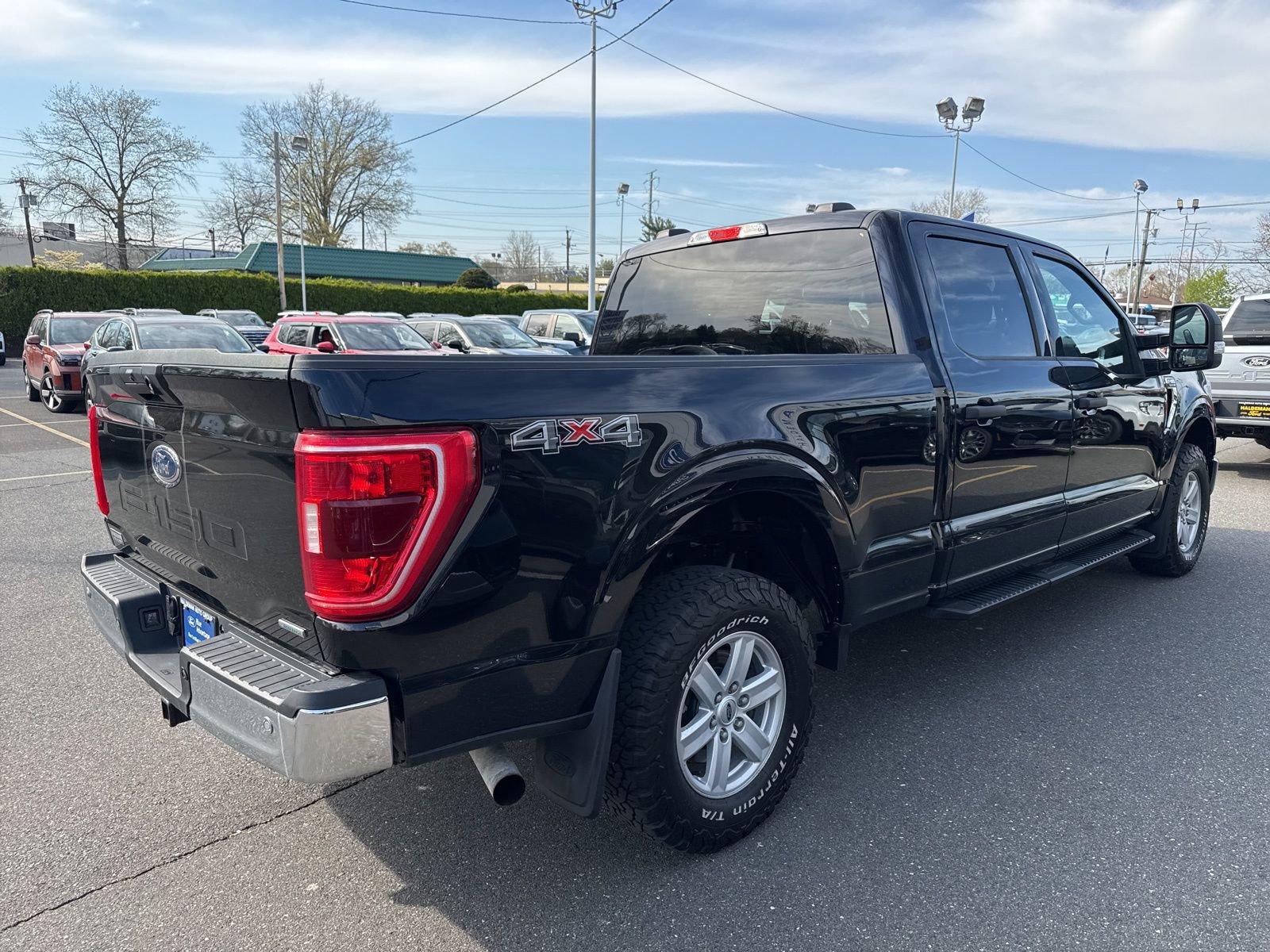 Used 2022 Ford F150 XLT w/ Equipment Group 301A Mid image 4