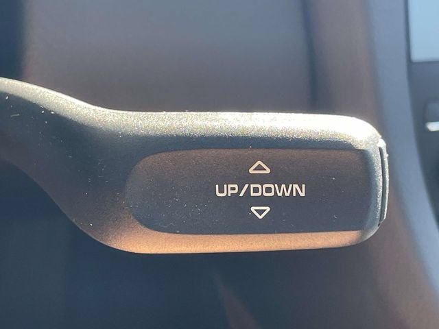 Used 2025 Porsche 718 Cayman RWD image 21