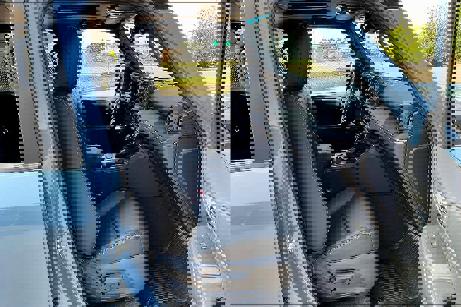 Used 2024 Toyota Land Cruiser image 9