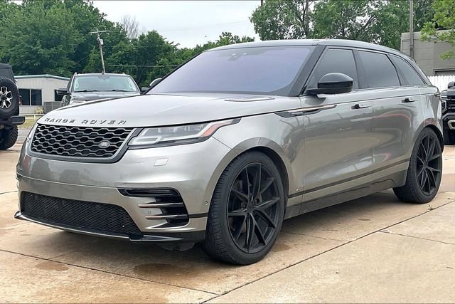 Used 2018 Land Rover Range Rover Velar R-Dynamic SE AWD/4WD image 3
