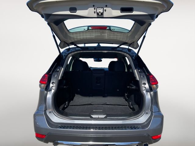Used 2018 Nissan Rogue S image 29