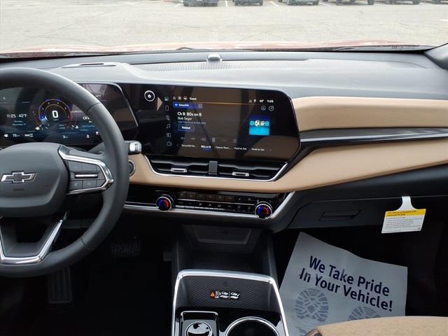 New 2026 Chevrolet Equinox ACTIV w/ Convenience Package III AWD/4WD image 13