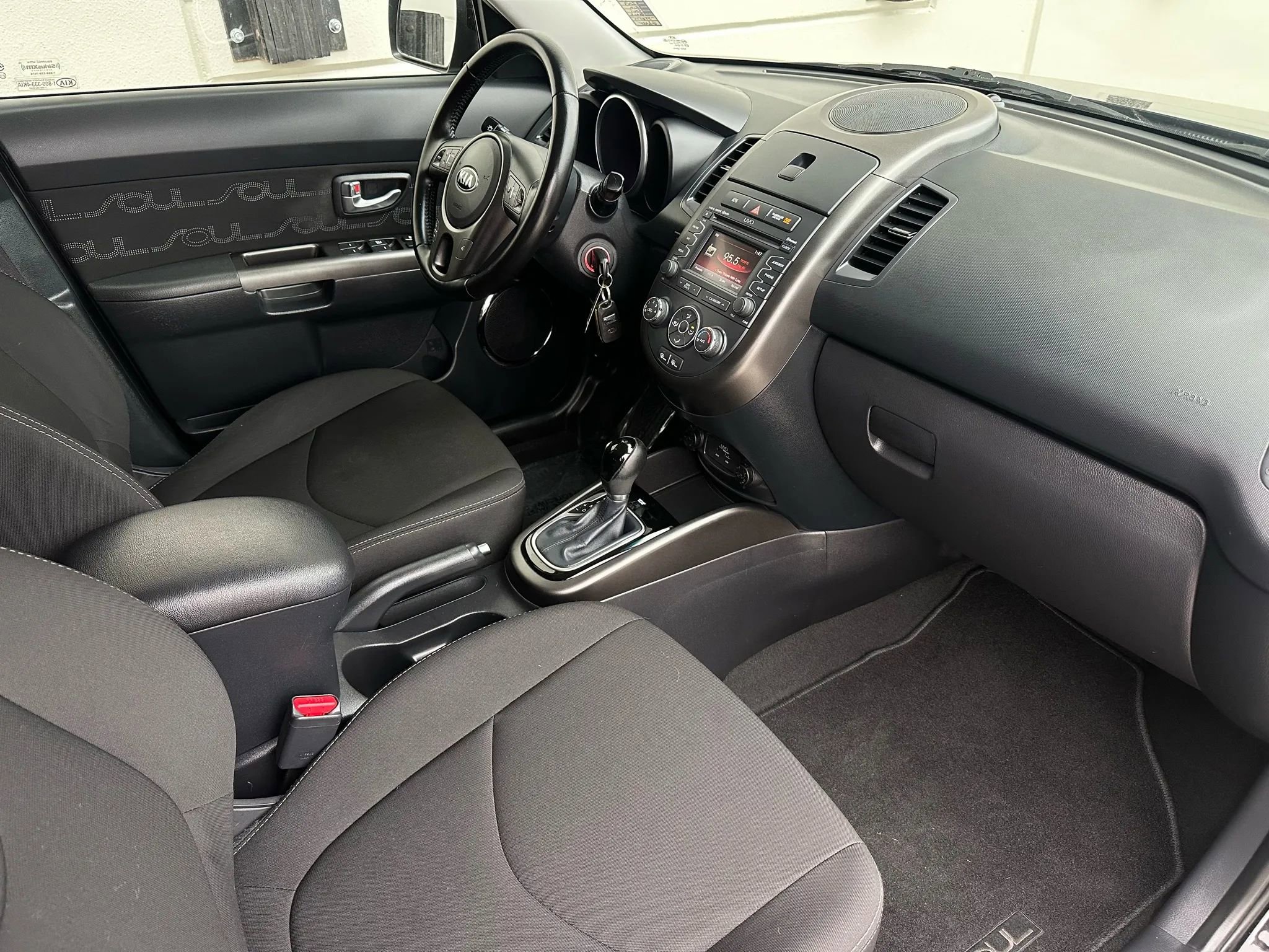 Used 2013 Kia Soul + w/ Audio Pkg image 15